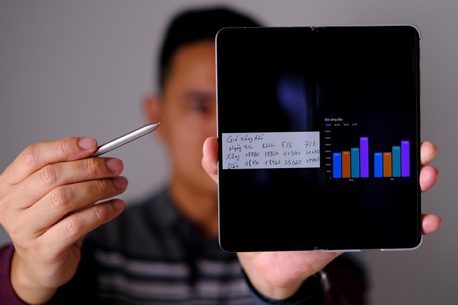 Oppo Find N6 - smartphone 'ẩn' nếp gấp, hỗ trợ bút AI