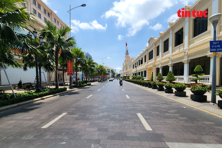 TP Hồ Chí Minh: Nhiều tuyến đường cấm xe tải, hạn chế ô tô trên 7 chỗ trong ngày 25/3