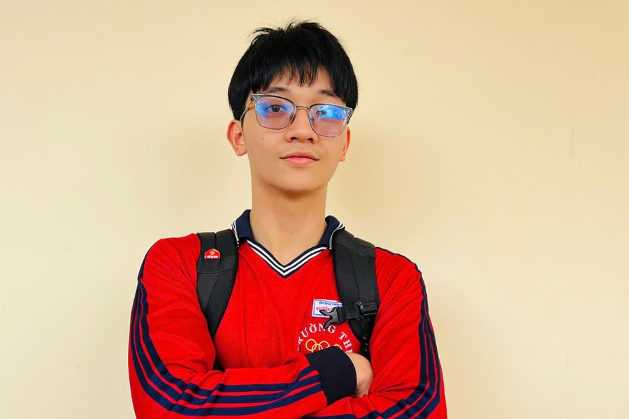 Từ học sinh giỏi Toán đến thủ khoa 'kỷ lục' của Bách khoa Hà Nội