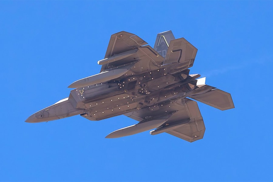 'Tiêm kích hiện đại hơn F-22' bắt đầu bay thử