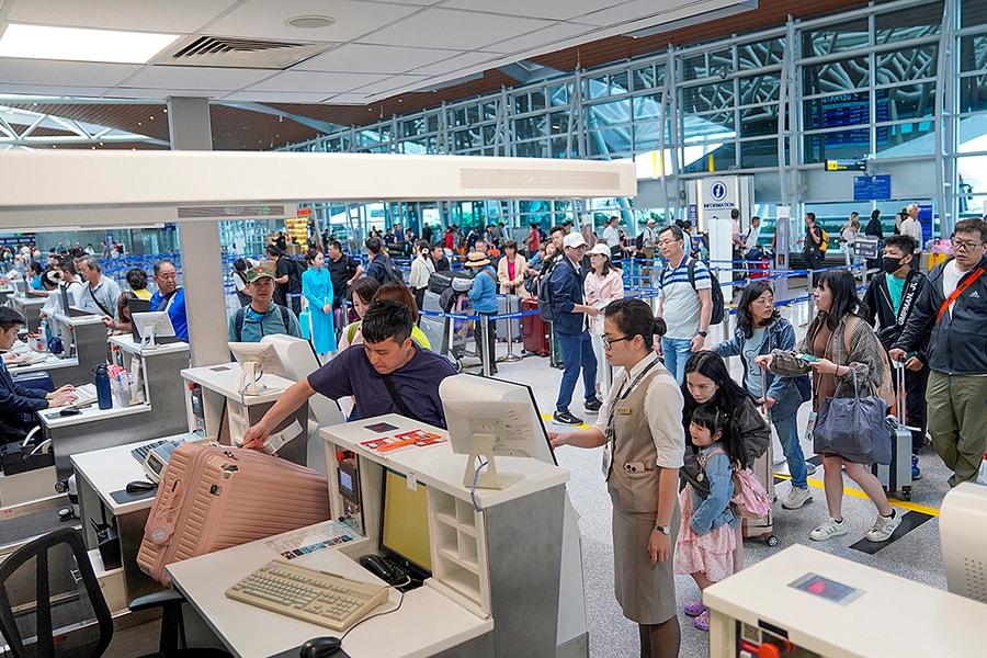 Sân bay quá tải, Đà Nẵng đề nghị tăng nhân lực xuất nhập cảnh