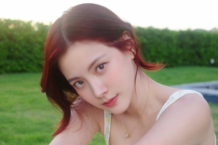 Váy áo gợi cảm của ngọc nữ màn ảnh Thái Lan