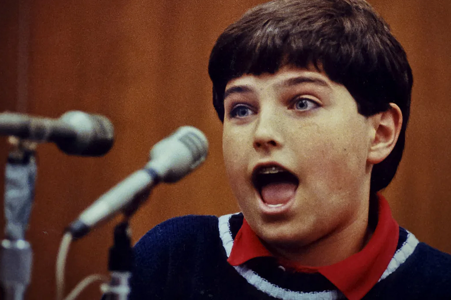 Hành trình vạch tội người bố ngoại tình của cậu bé 11 tuổi