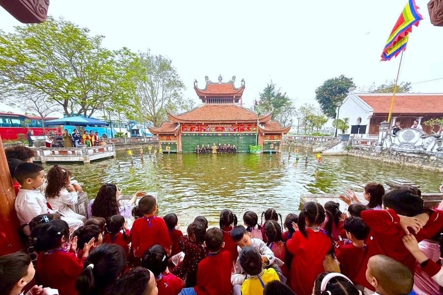 Lan tỏa giá trị di sản múa rối nước Đào Thục qua mô hình du lịch văn hóa kiểu mới