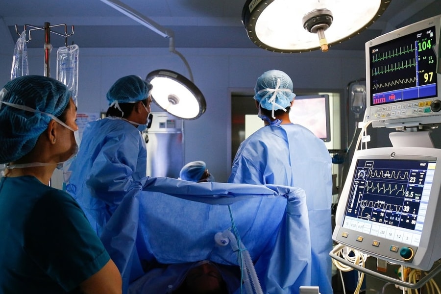 Cô gái 25 tuổi mang khối u xơ tử cung như thai đôi sắp sinh