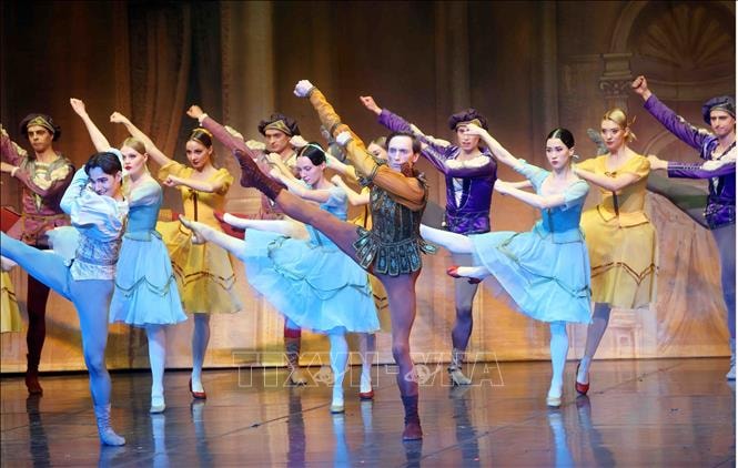 Xây dựng Việt Nam trở thành điểm đến hấp dẫn của các sự kiện văn hóa, nghệ thuật