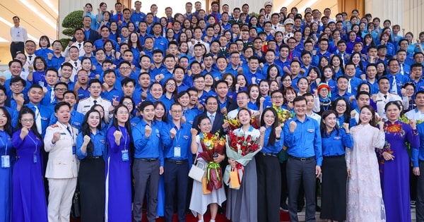 Thủ tướng Phạm Minh Chính gặp mặt các Gương mặt trẻ Việt Nam tiêu biểu