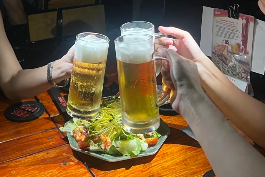 4 thực phẩm âm thầm khiến tóc bạc sớm