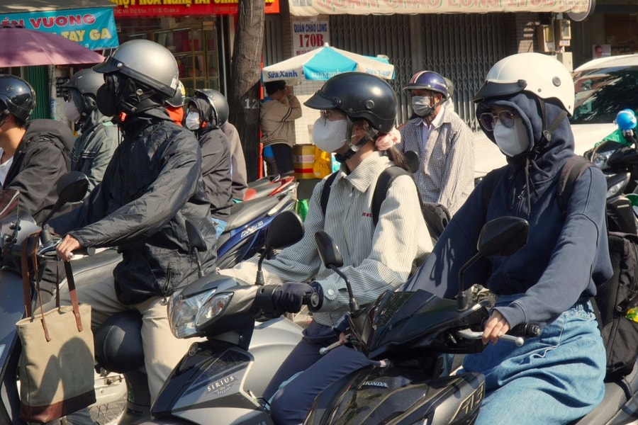 TP Hồ Chí Minh bước vào đợt nắng nóng diện rộng có nơi trên 37 độ C