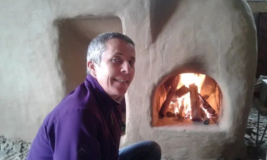 Cặp vợ chồng 'tháo chạy' sau 3 tuần sống tự cung tự cấp