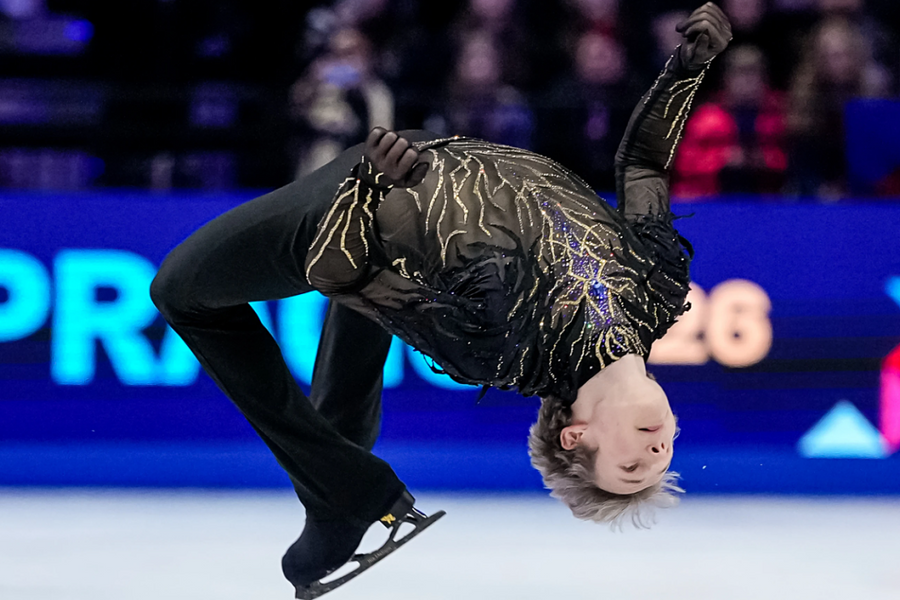 'Thần trượt băng' Ilia Malinin vô địch thế giới lần thứ ba liên tiếp