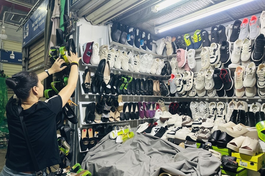 Ngân hàng tung giải pháp tích hợp, giúp hộ kinh doanh ‘nhẹ gánh’