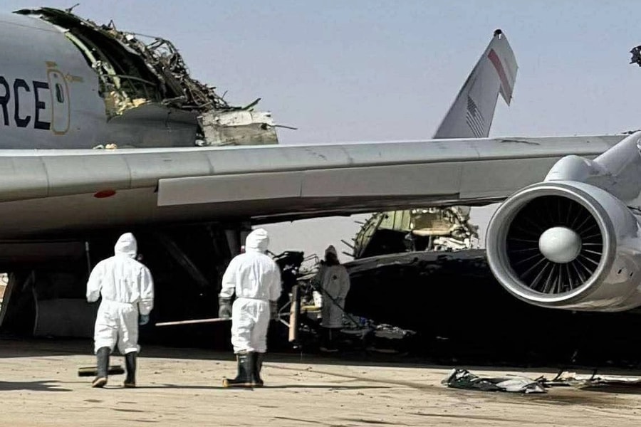 Iran có thể đã đánh trúng hai 'máy bay mắt thần' của Mỹ