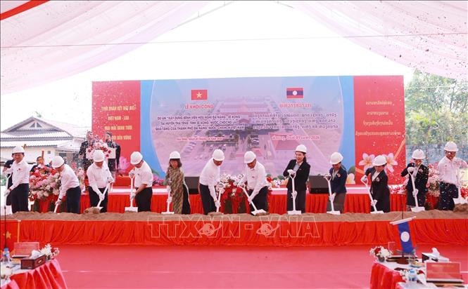 Bệnh viện Hữu nghị Đà Nẵng-Xekong: Tình đoàn kết đặc biệt giữa địa phương hai nước Việt-Lào