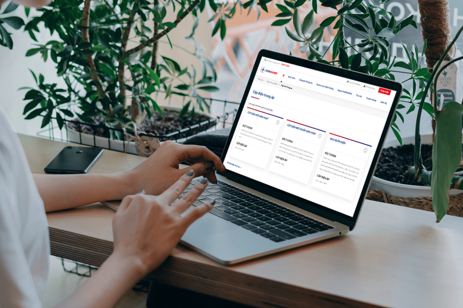 EVNHANOI đưa dịch vụ cấp điện trung áp lên nền tảng Internet