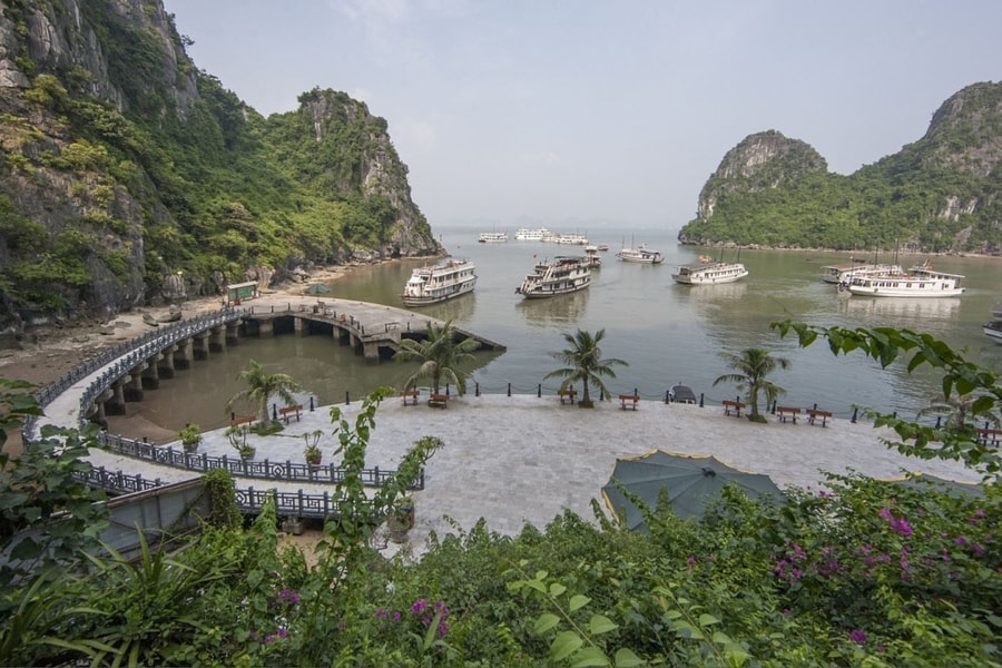 Quảng Ninh và Hải Phòng khai thông 4 tuyến du lịch liên vịnh