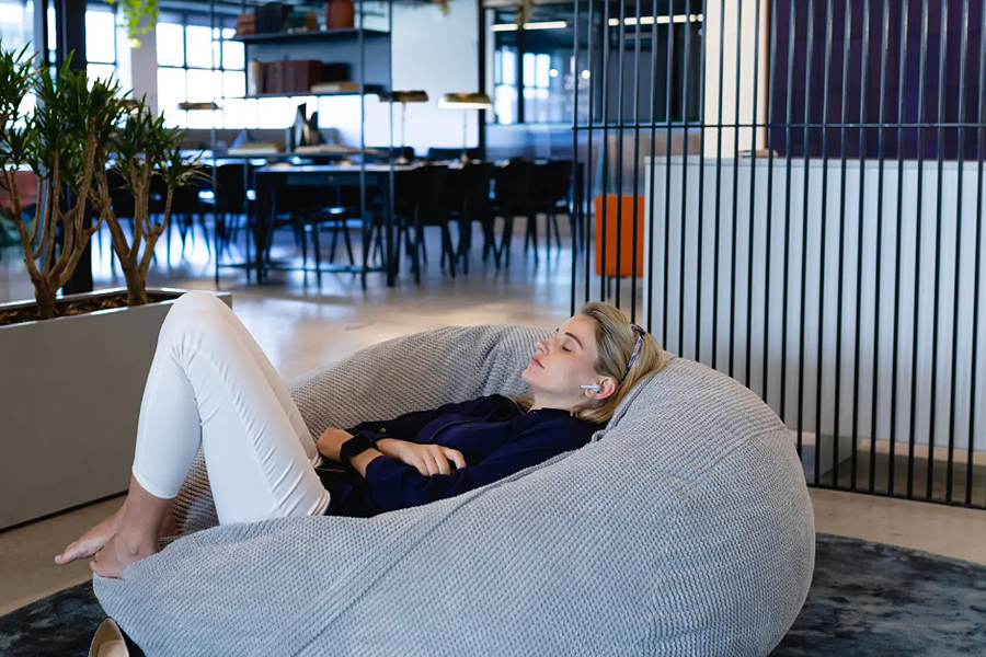 Gen Z Mỹ chi tiền tìm chỗ ngủ trưa