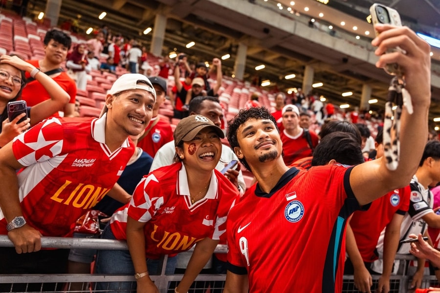 LĐBĐ Singapore gây quỹ cho đội tuyển dự Asian Cup