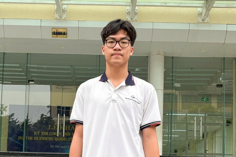 Chàng trai 17 tuổi đạt 8.5 IELTS, điểm SAT cao nhất thế giới