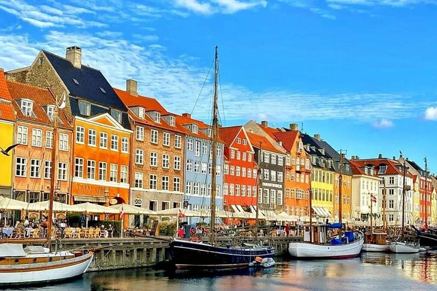 Quốc kỳ nước nào lâu đời nhất thế giới?