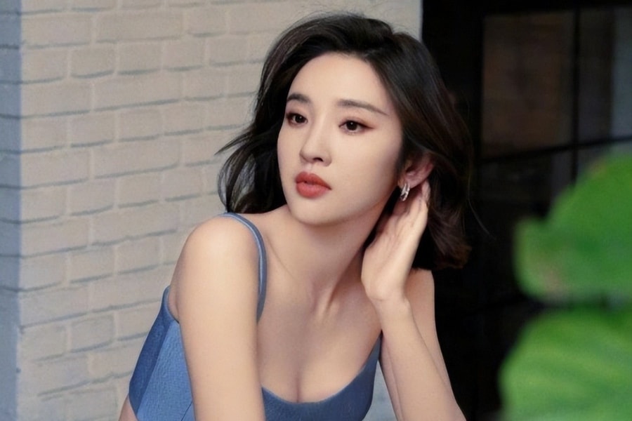 Dàn người đẹp đấu Trang Pháp