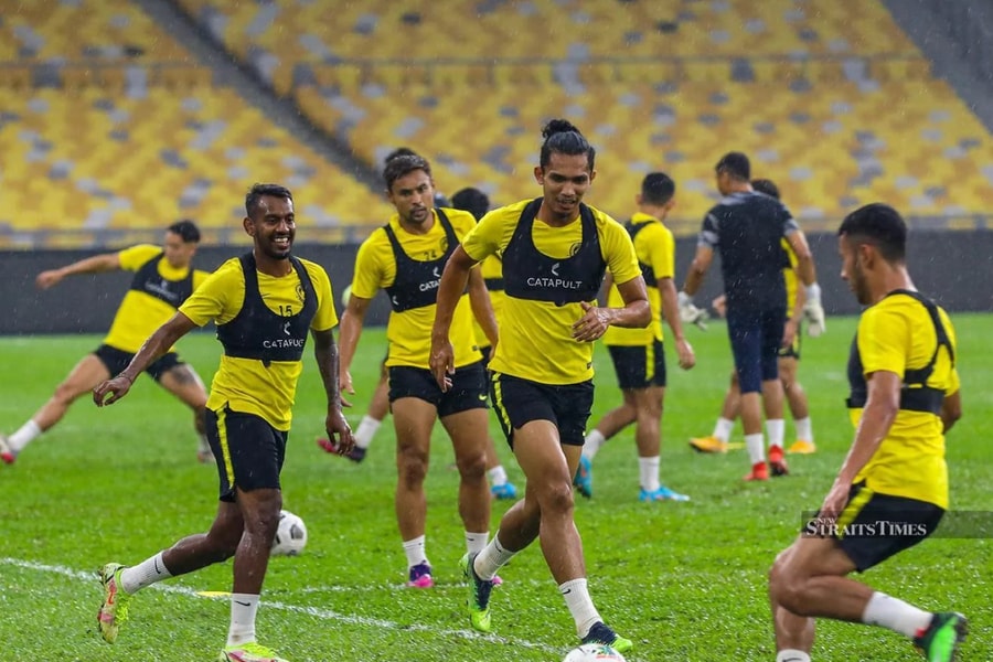 Báo Malaysia khuyên đội nhà bỏ chiến lược 'nhập tịch để thắng tuyển Việt Nam'