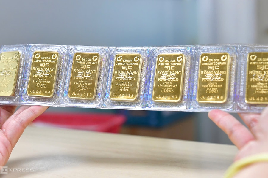 Ngân hàng chật vật thu hồi 5.800 lượng vàng doanh nghiệp vay lúc giá 17 triệu đồng