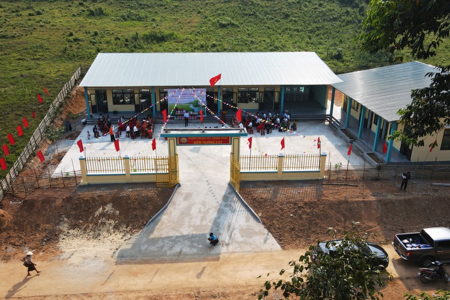 Khánh thành điểm trường thứ 2 ở xã biên giới Quảng Trị