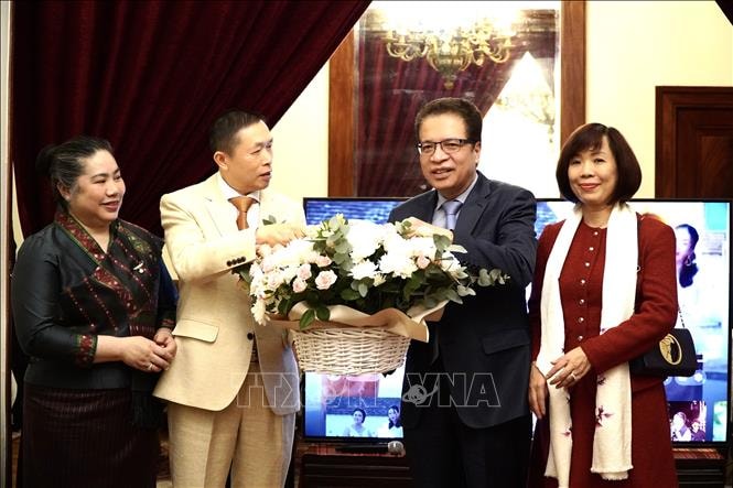 Thắm tình hữu nghị Việt - Lào tại xứ sở Bạch Dương