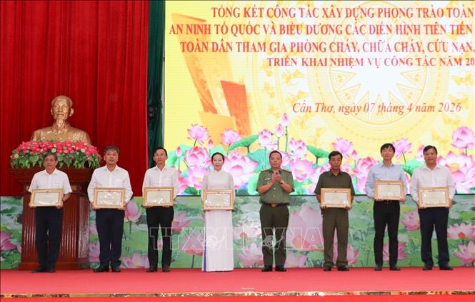 Thực hiện phong trào 'Toàn dân bảo vệ an ninh Tổ quốc' hiệu quả, thiết thực