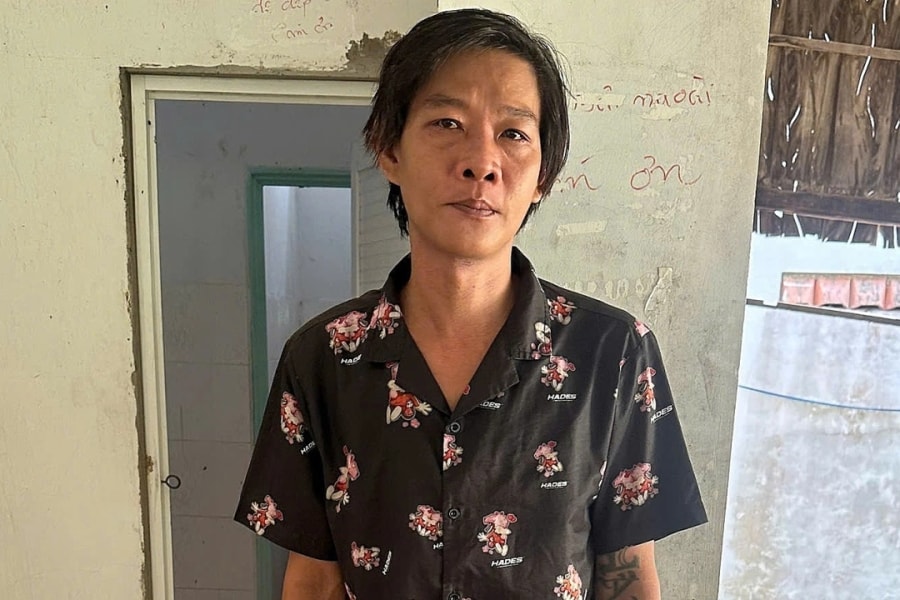 Hãm hại cháu gái của bạn sau cuộc nhậu