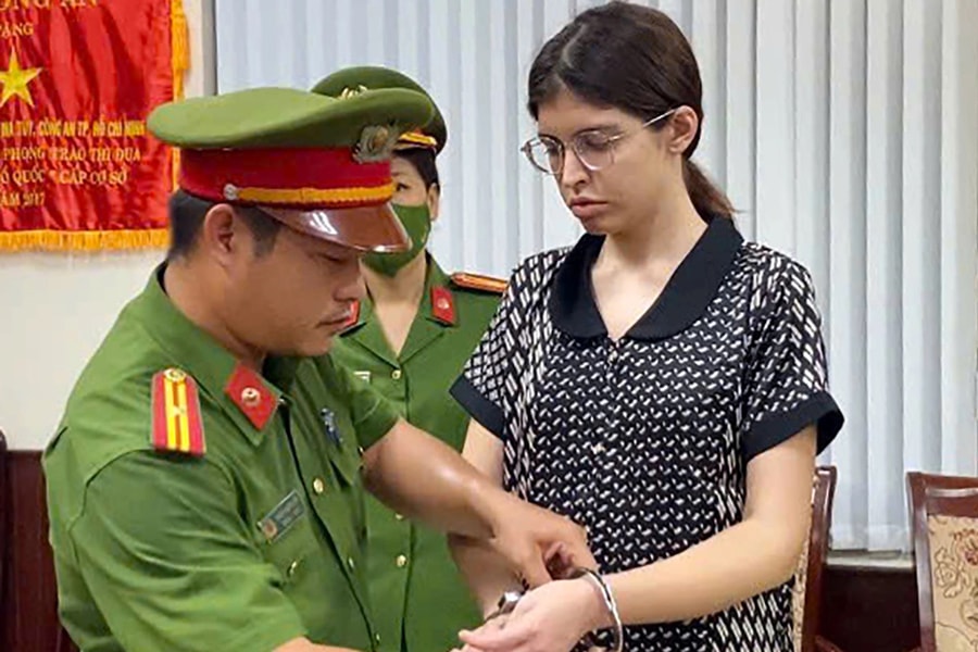 Người mẫu Andrea Aybar cùng trợ lý làm 'tiệc ma túy' trong căn hộ cao cấp