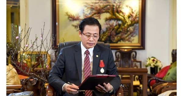 Những phát ngôn gây tranh cãi của người sáng lập thương hiệu "Bảo Tín Minh Châu"