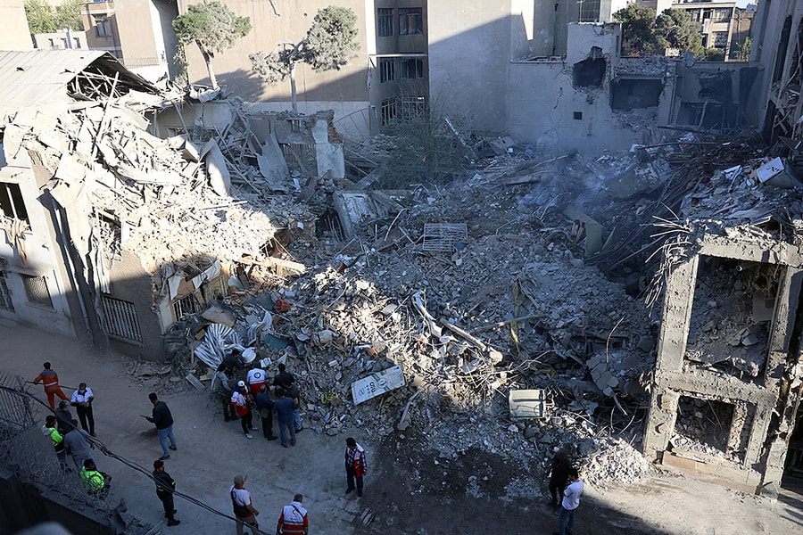 Israel thừa nhận đánh trúng giáo đường Do Thái ở Tehran