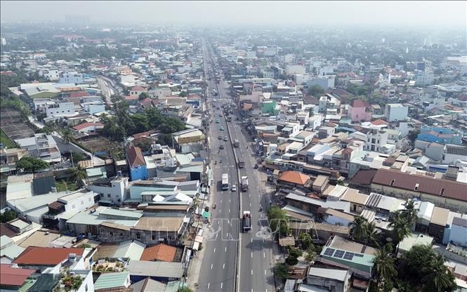 Chậm tiến độ dự án nâng cấp, mở rộng Quốc lộ 13