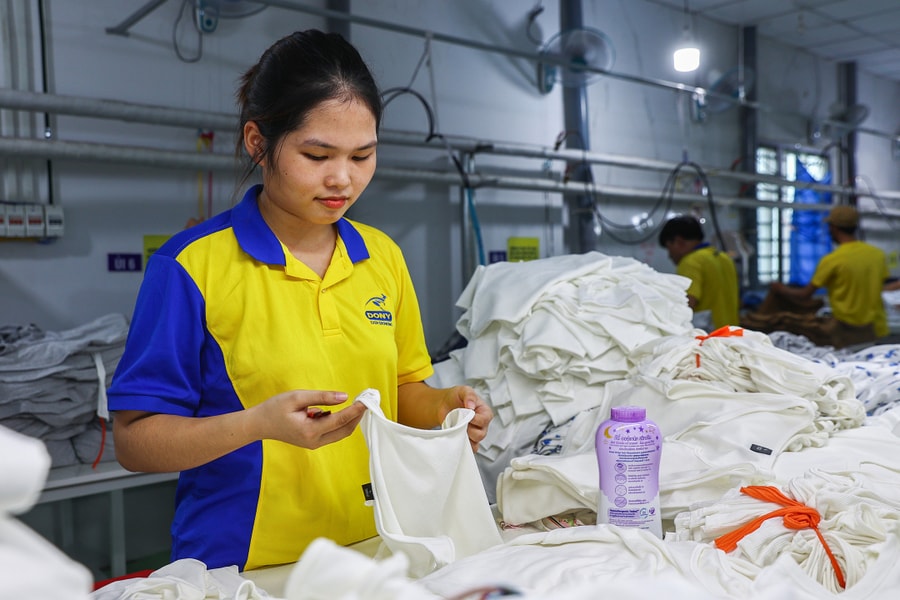 Đơn hàng dệt may nhỏ giọt