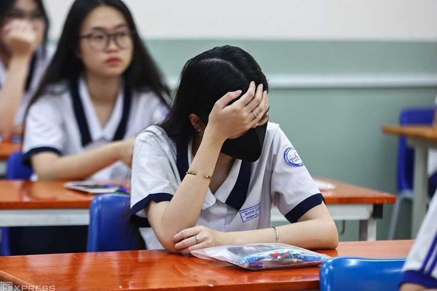 Dạy chính khóa 'thiếu chất' nên phải có học thêm cho 'đủ chất'