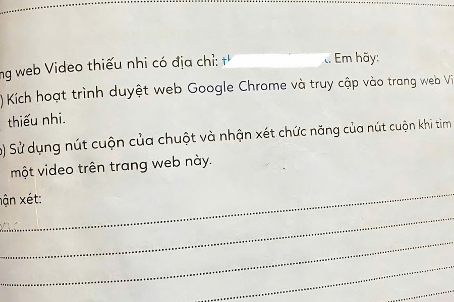Sách lớp 3 chứa link web đen, nhà phát hành nói 'sự cố'