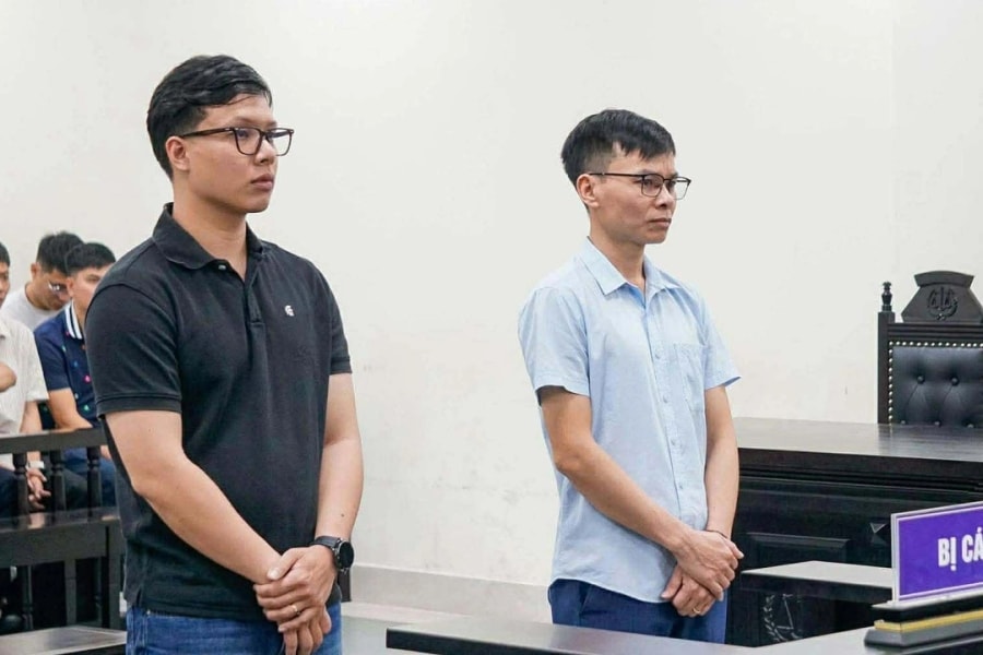 Hai cựu cảnh sát PCCC ra tòa trong vụ cháy 15 người chết