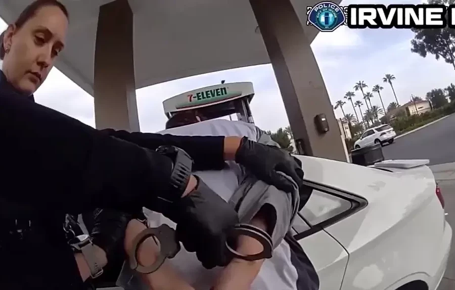 Bị bắt vì đòi đổ xăng miễn phí