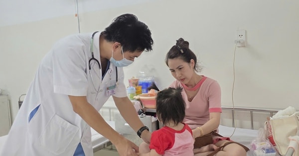 Bệnh tay chân miệng vào mùa, bệnh viện Đà Nẵng đón hàng trăm ca mỗi ngày