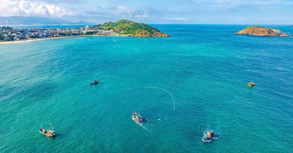 CÚ HÍCH NĂM DU LỊCH QUỐC GIA: Đánh thức thiên đường du lịch biển