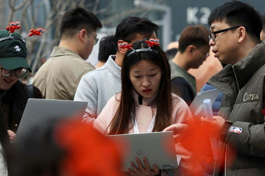 Cuộc đấu của hai công cụ AI tại công sở Trung Quốc