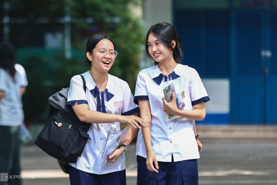 Bắt đầu thử nghiệm thi tốt nghiệp THPT trên máy tính