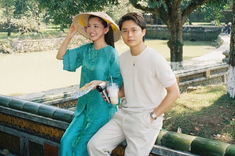 Tăng Duy Tân đăng ảnh bên Bích Phương, công khai gọi là 'em'