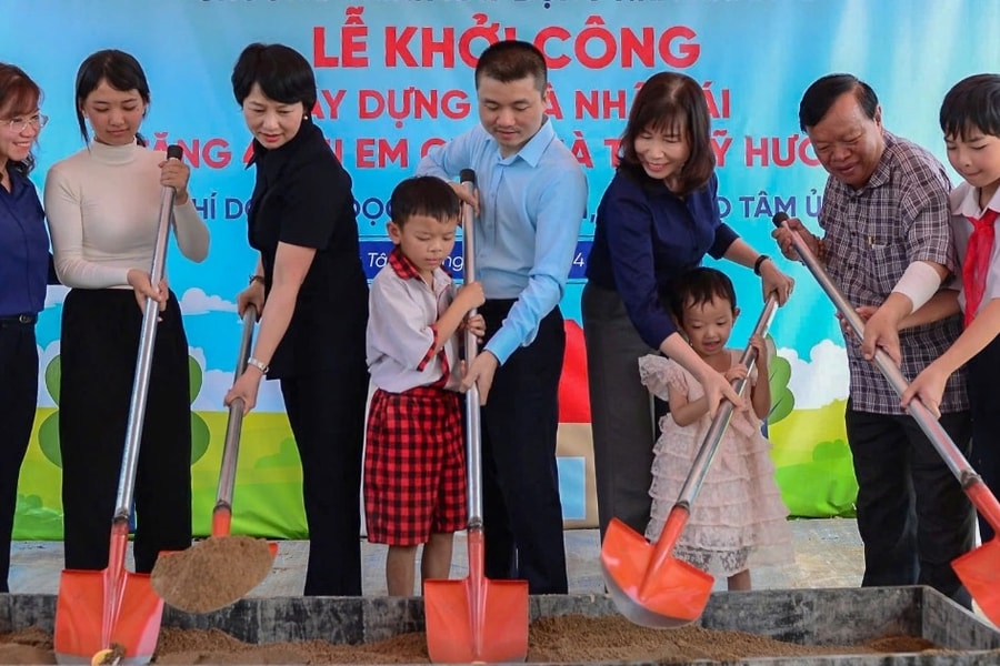 Báo Dân trí khởi công nhà nhân ái tặng 4 chị em gái ở Lâm Đồng