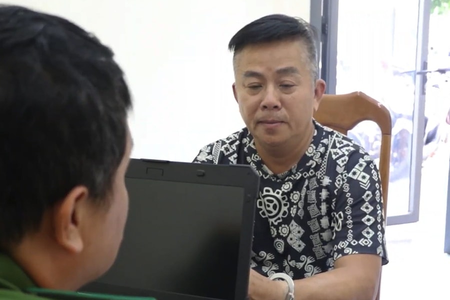 Từ thương lái sầu riêng thành Giám đốc Công ty Nhất Tín đòi nợ thuê