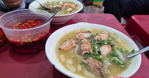 UBND TPHCM yêu cầu cập nhật, kiểm tra các cơ sở thức ăn đường phố