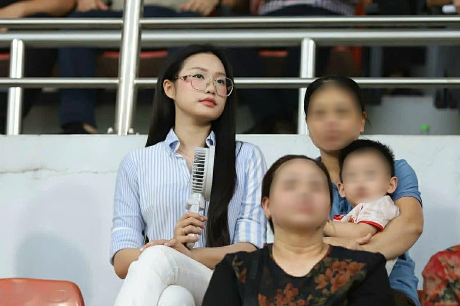 Doãn Hải My 'cứu' Đoàn Văn Hậu thoát 'bàn thua' giữa tâm bão chỉ trích