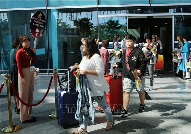 Đà Nẵng tăng tốc hút khách quốc tế, mở lại loạt đường bay Nga và CIS